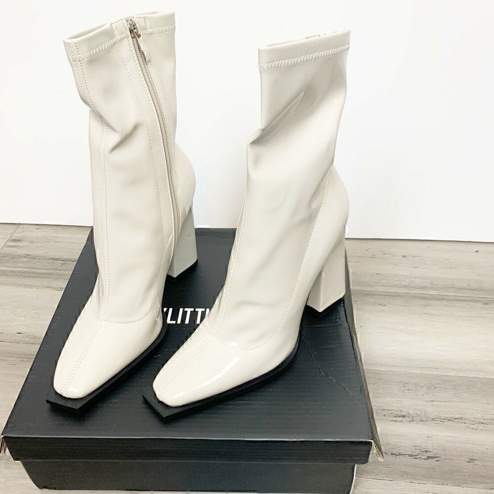 NIB Pretty Little Thing Patent Ankle Boots 5